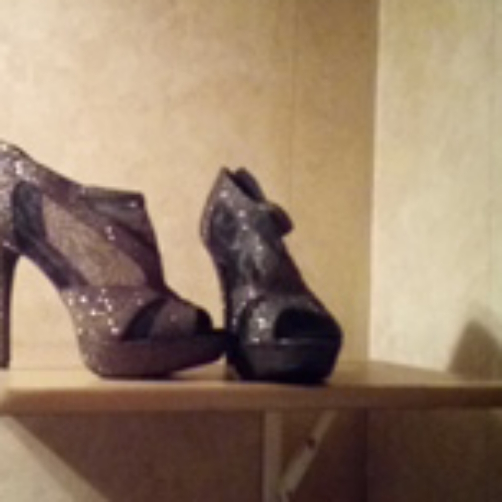 Jessica Simpson heels